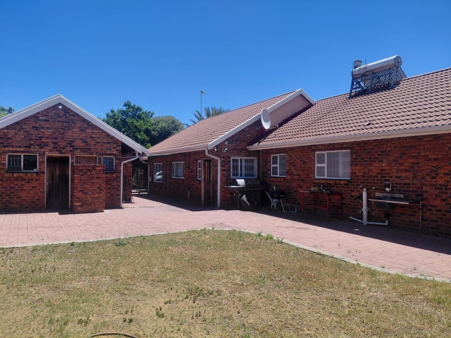 3 Bedroom Property for Sale in Vaalpark Free State